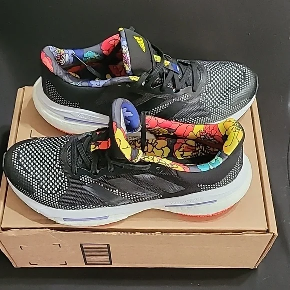 ADIDAS Women’s Solar Glide 5 Running Shoes Size 9.5 - Picture 2 of 8